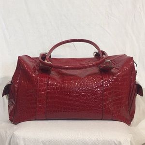 Large shoulder satchel